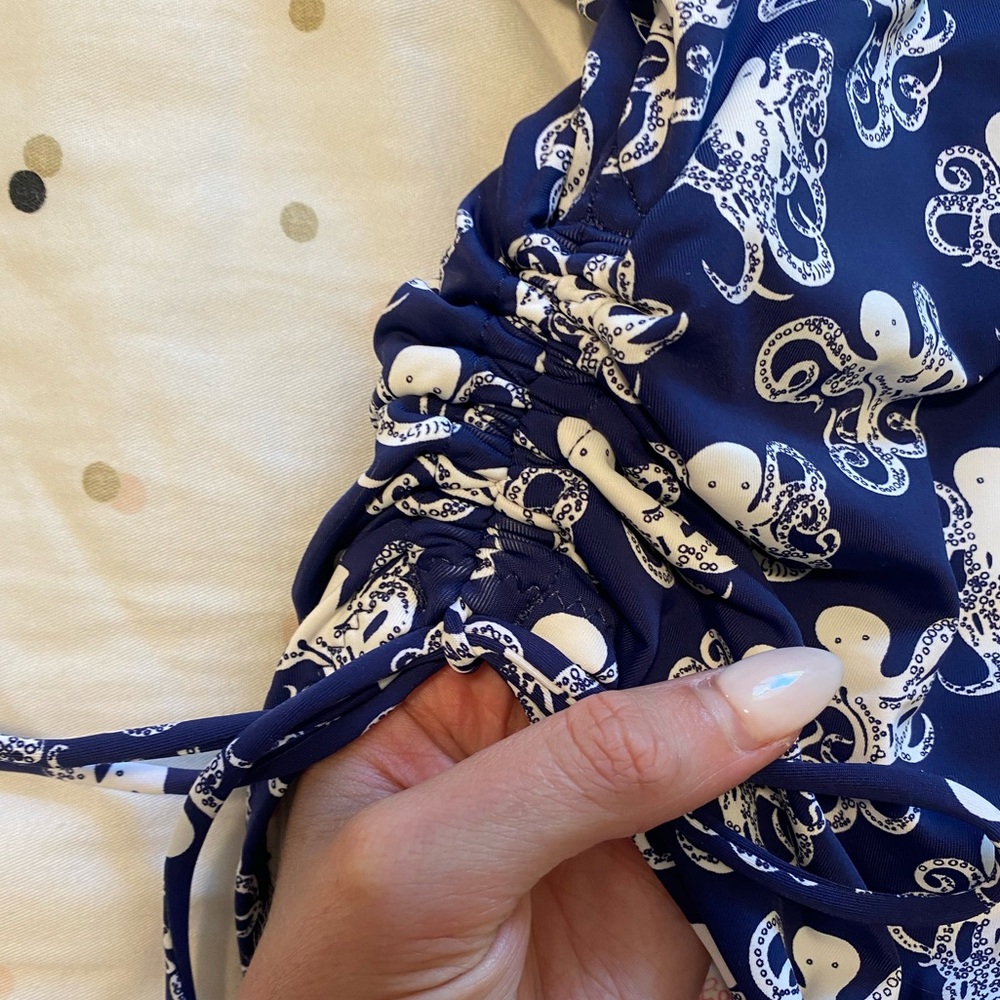 Lilly Pulitzer octopus one peice bathing suit - Picture 5 of 6